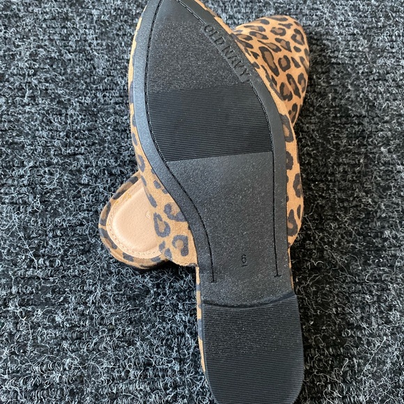 * *NWOT* Old navy leopard print slides Sz6 - Picture 5 of 5